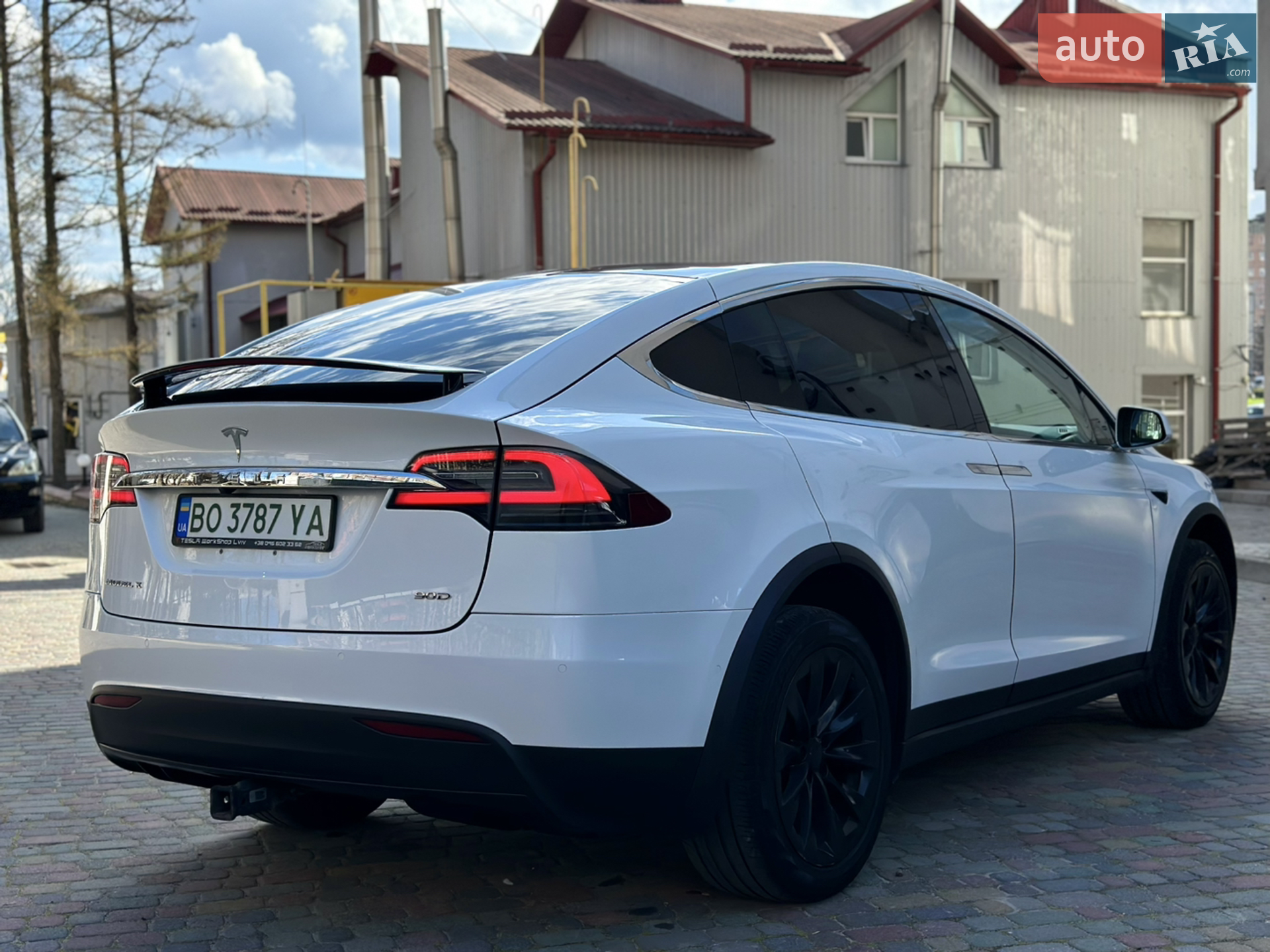 2016 Tesla Model X - мініатюра 13
