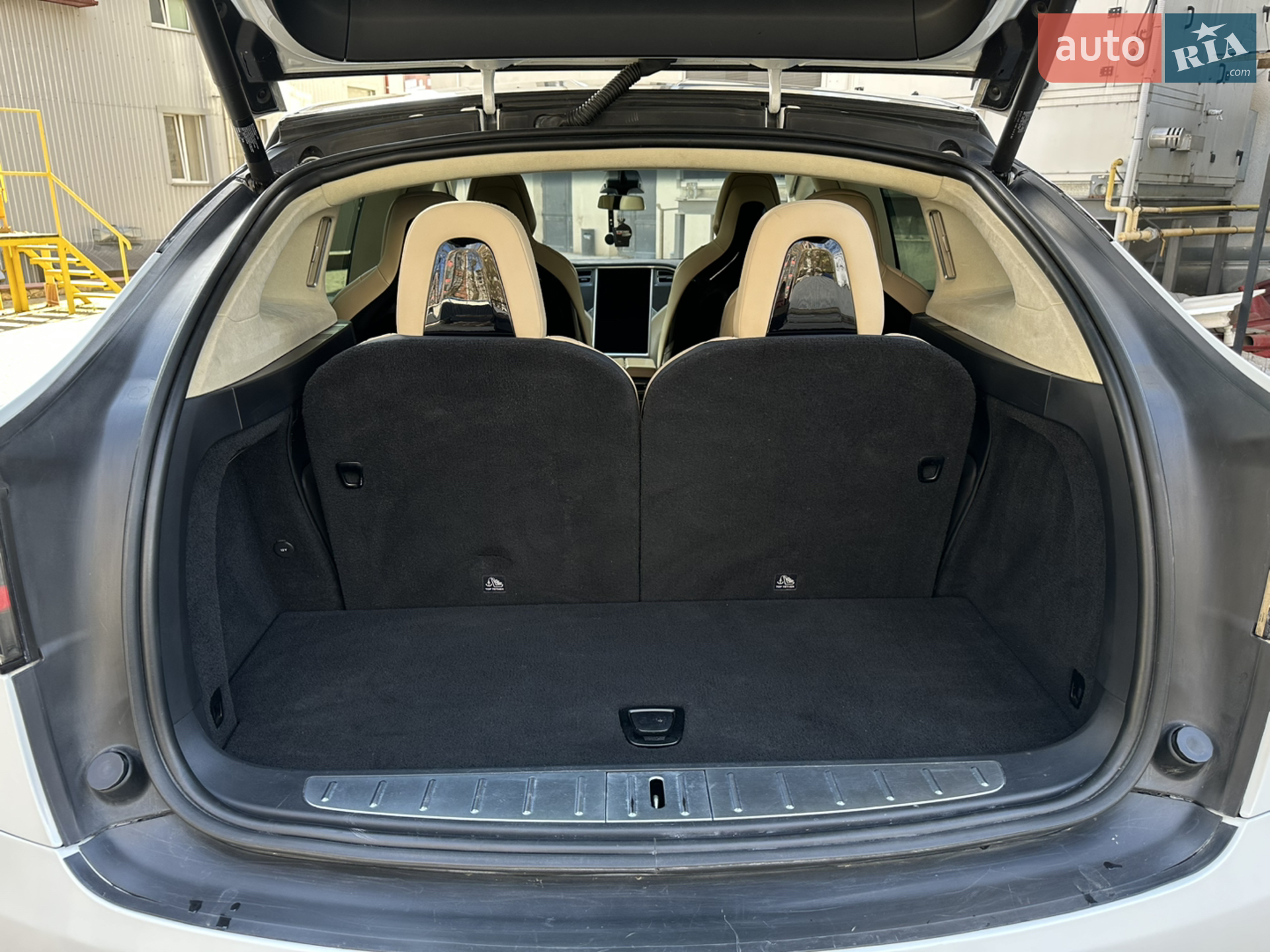 2016 Tesla Model X - мініатюра 33