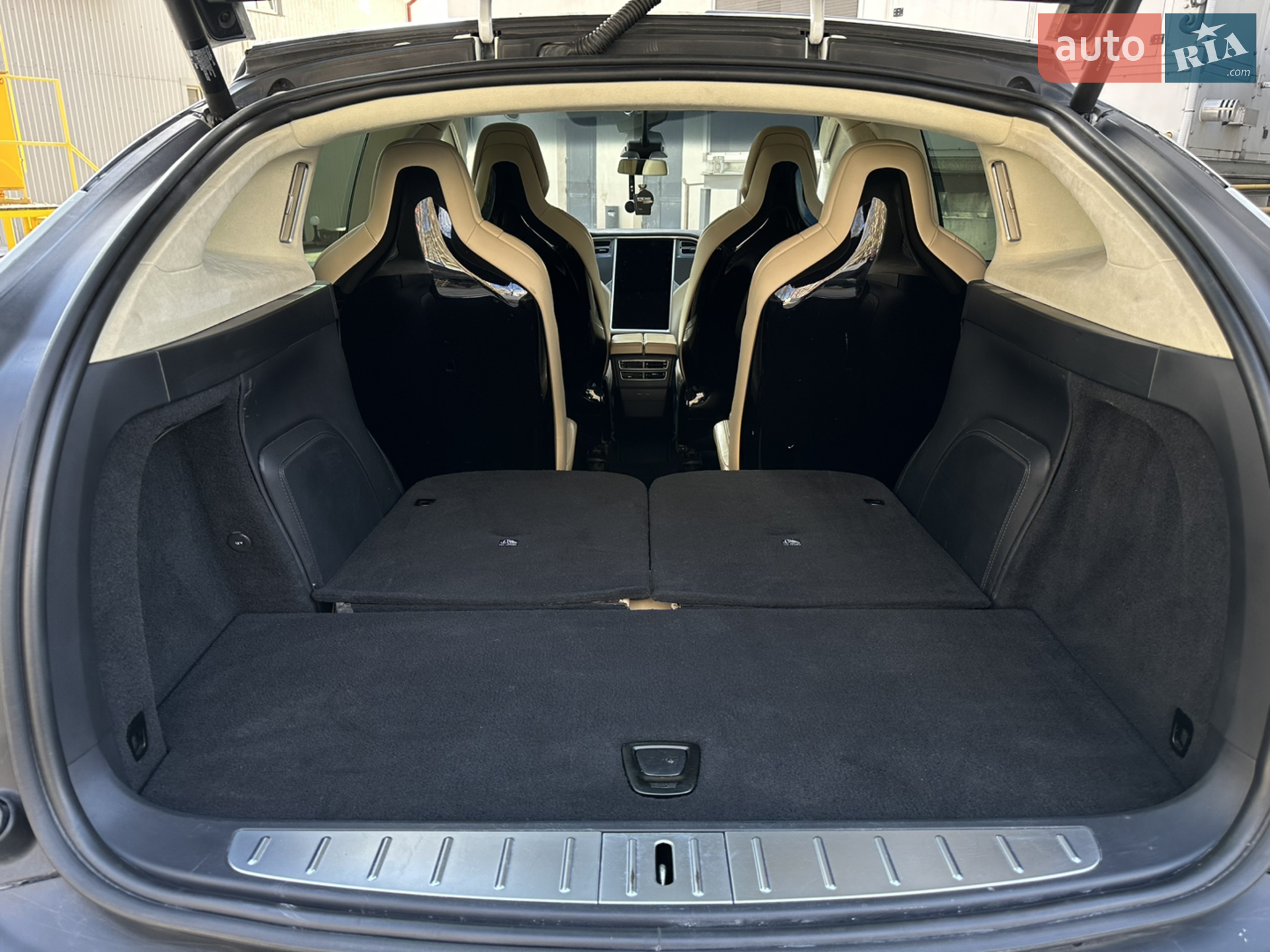 2016 Tesla Model X - мініатюра 34