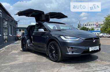 Позашляховик / Кросовер Tesla Model X 2016 в Києві