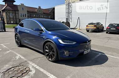 Позашляховик / Кросовер Tesla Model X 2018 в Києві