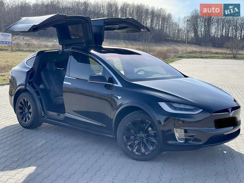 Позашляховик / Кросовер Tesla Model X 2017 в Житомирі
