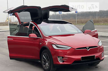 Внедорожник / Кроссовер Tesla Model X 2019 в Киеве