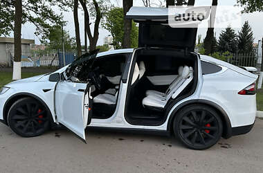 Позашляховик / Кросовер Tesla Model X 2020 в Полтаві