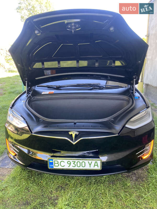 Внедорожник / Кроссовер Tesla Model X 2017 в Жовкве фото 10 Внедорожник / Кроссовер Tesla Model X 2017 в Жовкве