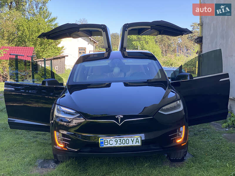 Внедорожник / Кроссовер Tesla Model X 2017 в Жовкве фото 15 Внедорожник / Кроссовер Tesla Model X 2017 в Жовкве