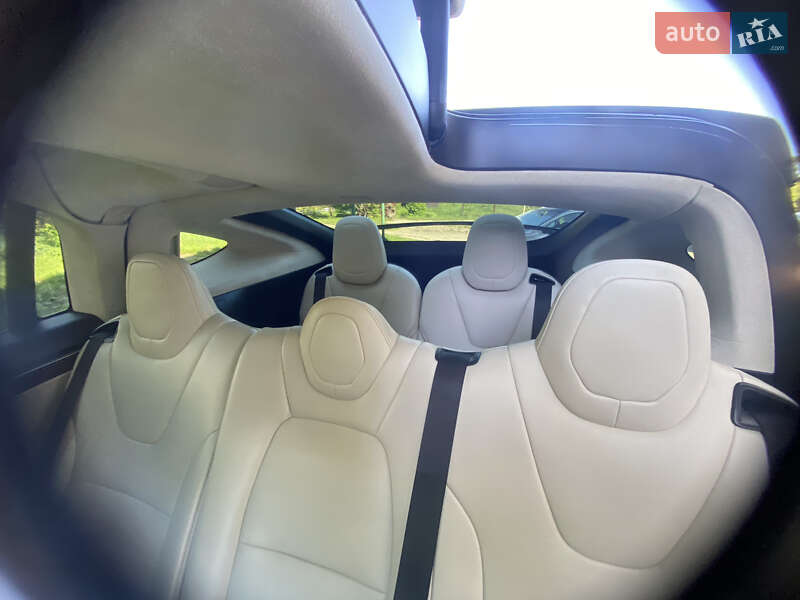 Внедорожник / Кроссовер Tesla Model X 2017 в Жовкве фото 21 Внедорожник / Кроссовер Tesla Model X 2017 в Жовкве