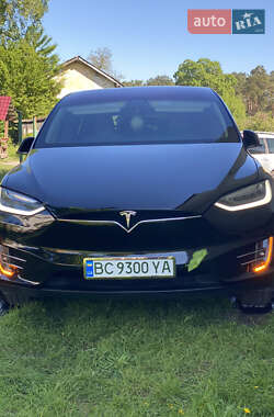 Позашляховик / Кросовер Tesla Model X 2017 в 