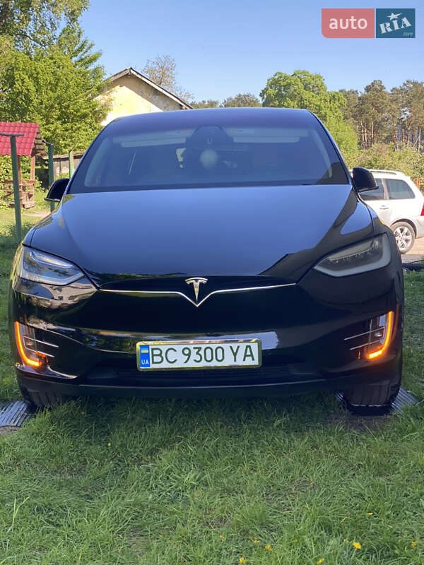 Внедорожник / Кроссовер Tesla Model X 2017 в Жовкве фото 48 Внедорожник / Кроссовер Tesla Model X 2017 в Жовкве