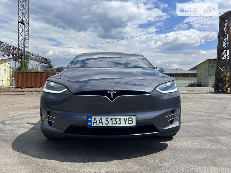Внедорожник / Кроссовер Tesla Model X 2018 в Киеве
