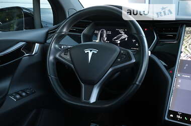 Внедорожник / Кроссовер Tesla Model X 2019 в Одессе