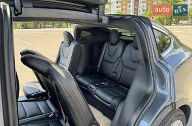 Внедорожник / Кроссовер Tesla Model X 2017 в 