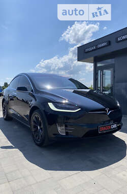 Внедорожник / Кроссовер Tesla Model X 2018 в Ровно