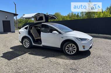 Внедорожник / Кроссовер Tesla Model X 2016 в Ковеле