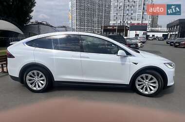 Внедорожник / Кроссовер Tesla Model X 2019 в Киеве