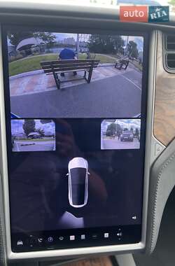 Внедорожник / Кроссовер Tesla Model X 2019 в Киеве