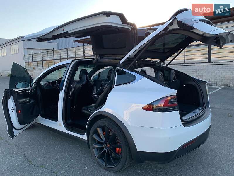 Внедорожник / Кроссовер Tesla Model X 2016 в Киеве фото 7 Внедорожник / Кроссовер Tesla Model X 2016 в Киеве