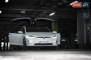 Позашляховик / Кросовер Tesla Model X 2022 в 