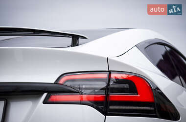 Позашляховик / Кросовер Tesla Model X 2022 в 