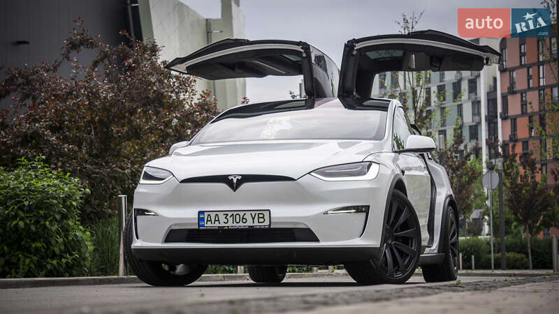 Внедорожник / Кроссовер Tesla Model X 2022 в Киеве