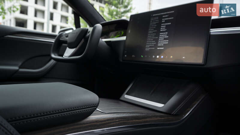 Позашляховик / Кросовер Tesla Model X 2022 в Києві фото 34 Позашляховик / Кросовер Tesla Model X 2022 в Києві