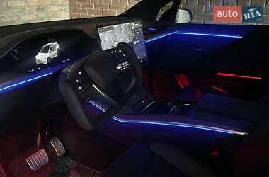 Позашляховик / Кросовер Tesla Model X 2022 в 