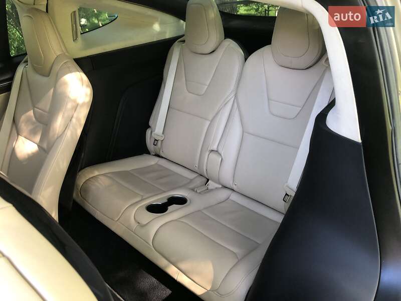 Позашляховик / Кросовер Tesla Model X 2016 в Саврані фото 22 Позашляховик / Кросовер Tesla Model X 2016 в Саврані