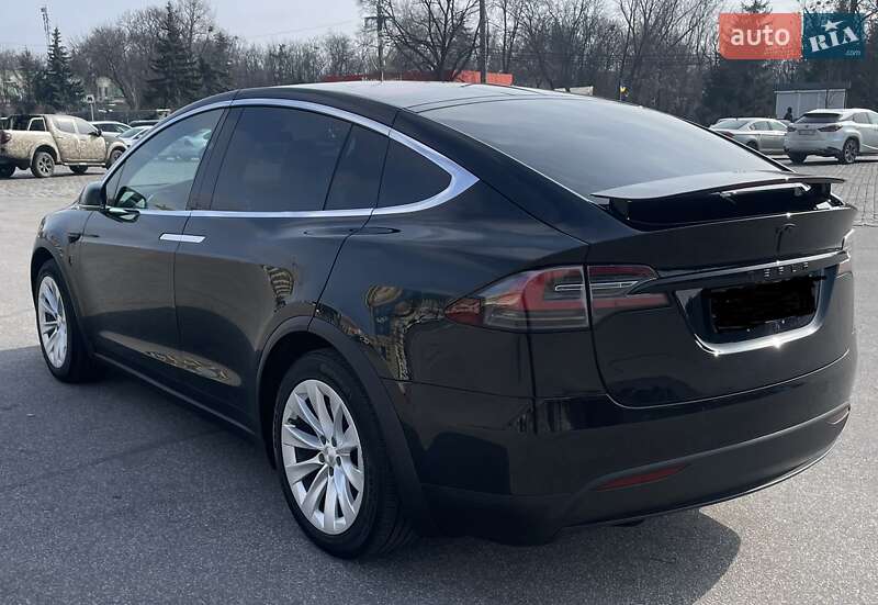 Внедорожник / Кроссовер Tesla Model X 2017 в Харькове