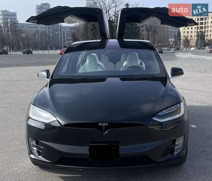 Внедорожник / Кроссовер Tesla Model X 2017 в Харькове
