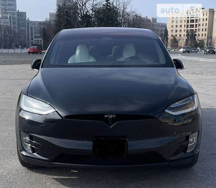 Внедорожник / Кроссовер Tesla Model X 2017 в Харькове