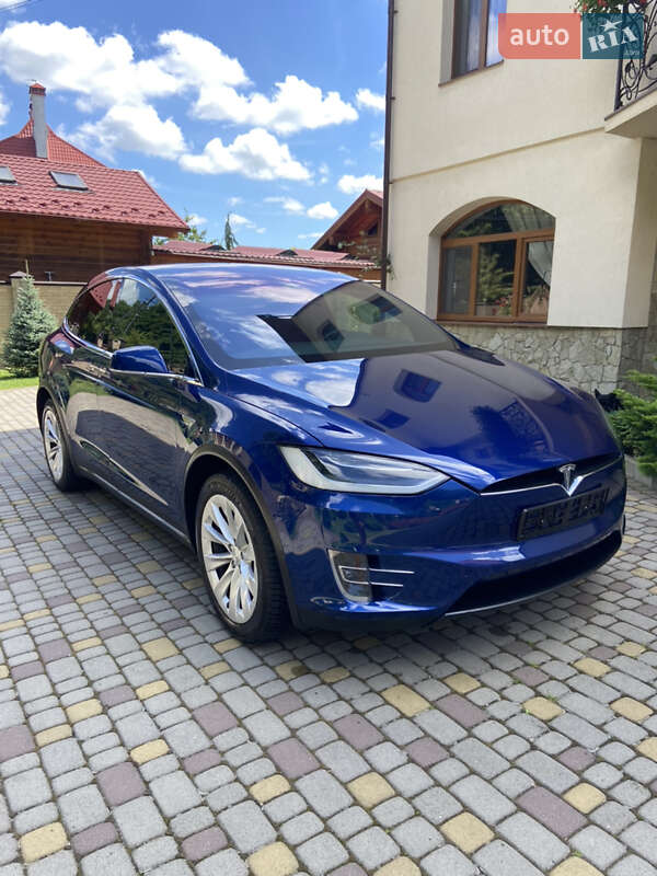 Внедорожник / Кроссовер Tesla Model X 2016 в Львове