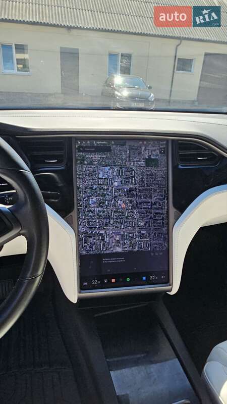 Внедорожник / Кроссовер Tesla Model X 2018 в Черкассах
