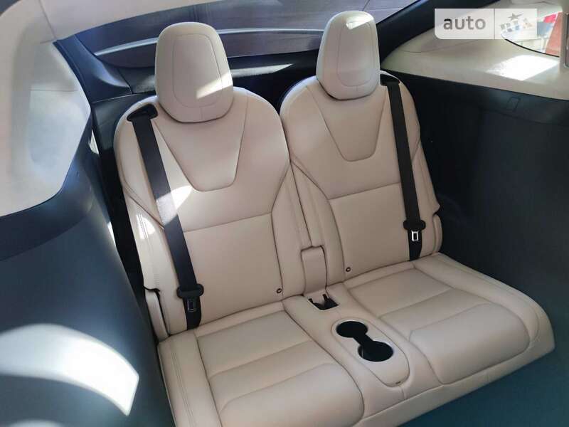 Внедорожник / Кроссовер Tesla Model X 2018 в Киеве