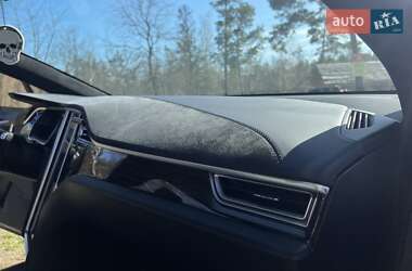Позашляховик / Кросовер Tesla Model X 2016 в 
