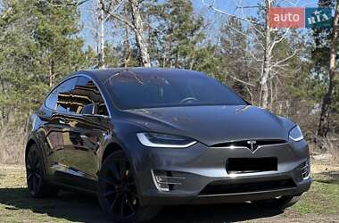 Позашляховик / Кросовер Tesla Model X 2016 в 