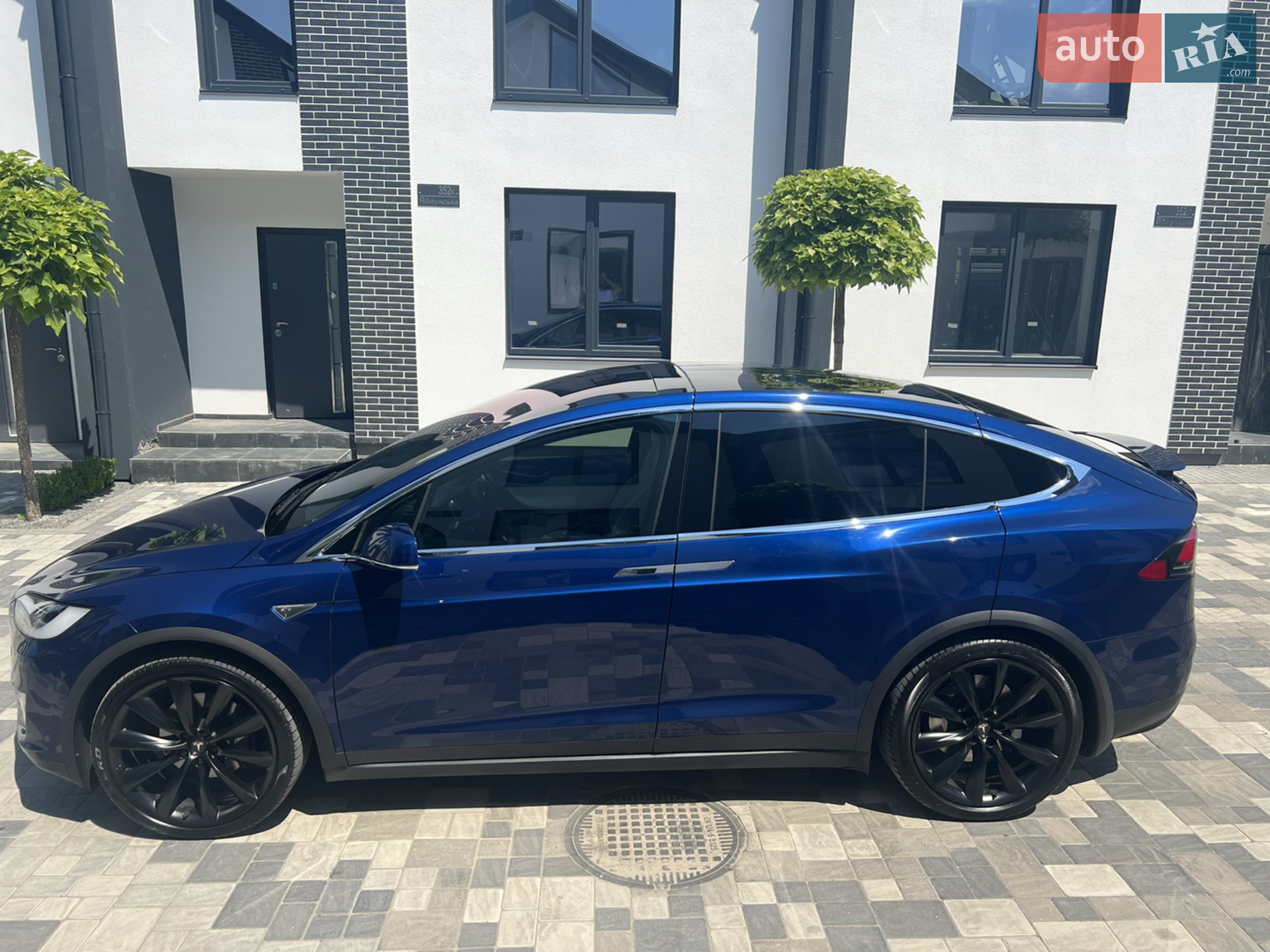 2016 Tesla Model X - мініатюра 8