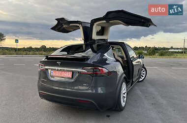 Позашляховик / Кросовер Tesla Model X 2016 в Львові