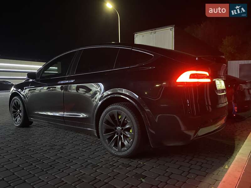 Позашляховик / Кросовер Tesla Model X 2017 в Одесі
