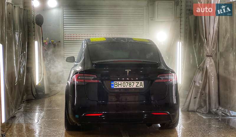Позашляховик / Кросовер Tesla Model X 2017 в Одесі