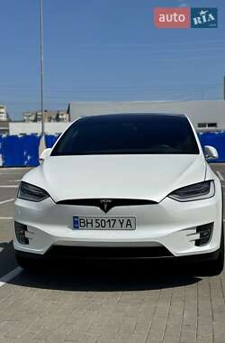 Внедорожник / Кроссовер Tesla Model X 2019 в 