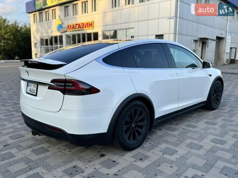 Внедорожник / Кроссовер Tesla Model X 2017 в Одессе