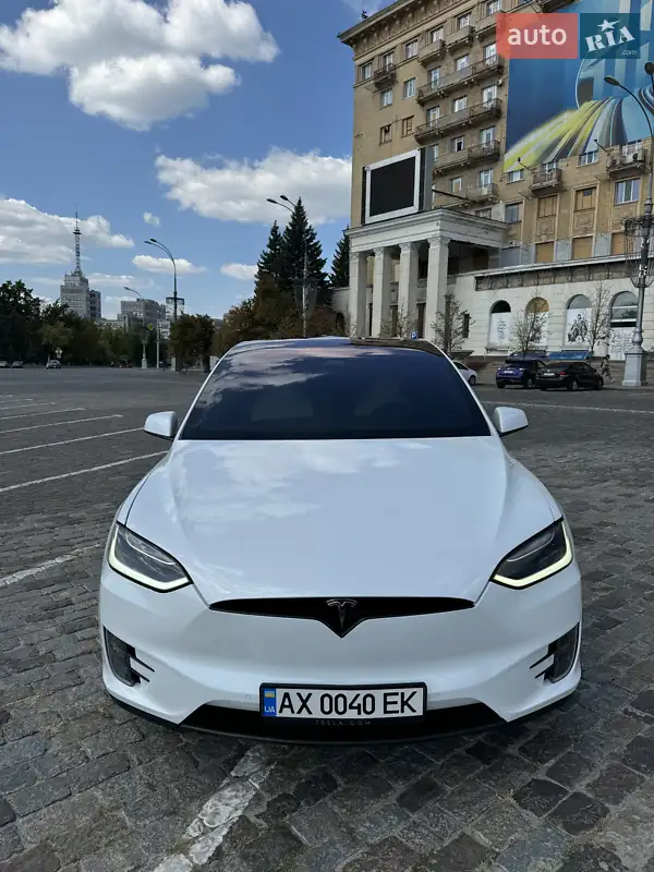 Tesla Model X