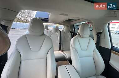 Внедорожник / Кроссовер Tesla Model X 2018 в 