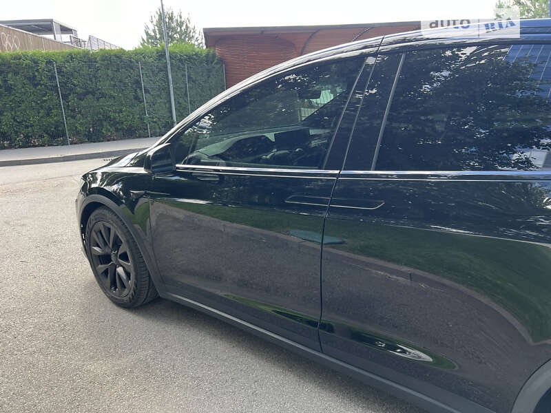 Позашляховик / Кросовер Tesla Model X 2022 в Києві фото 24 Позашляховик / Кросовер Tesla Model X 2022 в Києві