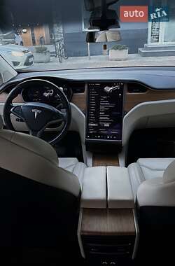 Внедорожник / Кроссовер Tesla Model X 2018 в Ковеле