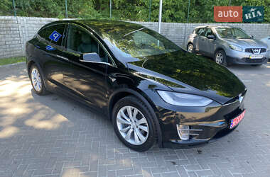 Внедорожник / Кроссовер Tesla Model X 2017 в 