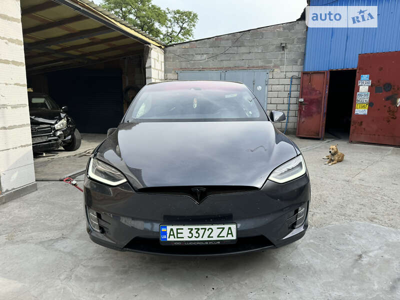 Внедорожник / Кроссовер Tesla Model X 2016 в Днепре