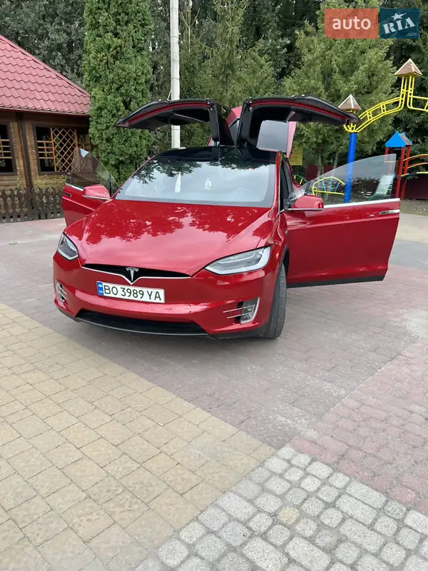 Tesla Model X