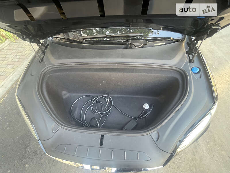 Внедорожник / Кроссовер Tesla Model X 2017 в Харькове