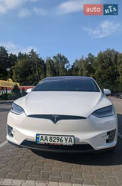 Внедорожник / Кроссовер Tesla Model X 2019 в 